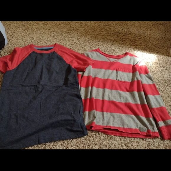 Lot of 2 boys M/8-10 shirts - Gap, Cat & Jack - Picture 1 of 4